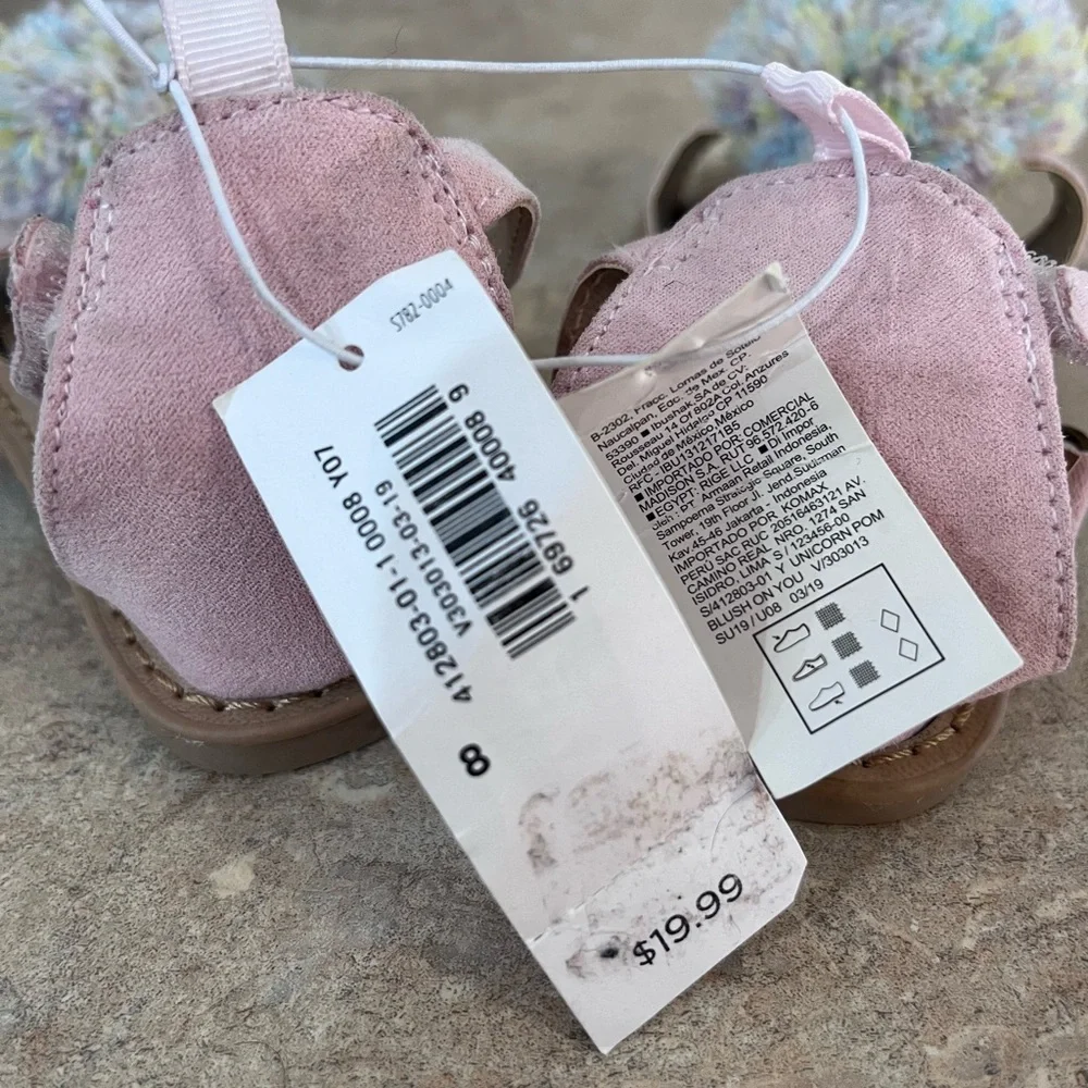 Old Navy Toddler Sandals - Picture 3 of 4